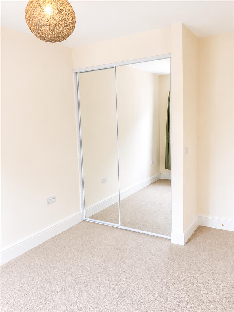5 Nightingale Court Eyton Lane, Shrewsbury, SY4 2GB To Let